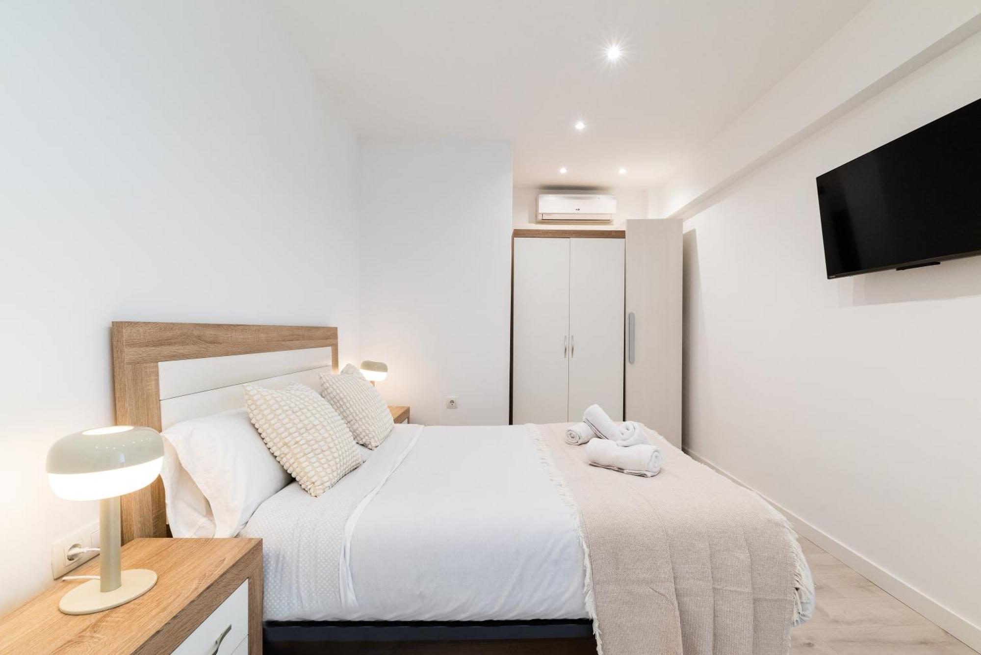 Wekey Homes Granada, Elvira Suites Centro Экстерьер фото