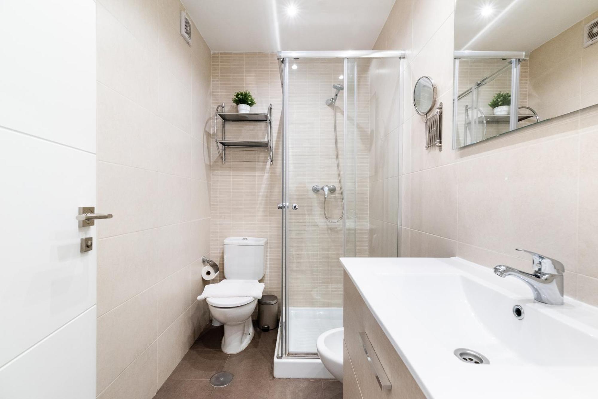Wekey Homes Granada, Elvira Suites Centro Экстерьер фото