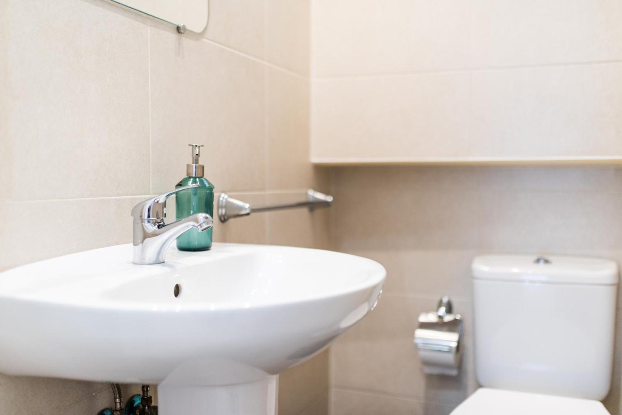 Wekey Homes Granada, Elvira Suites Centro Экстерьер фото