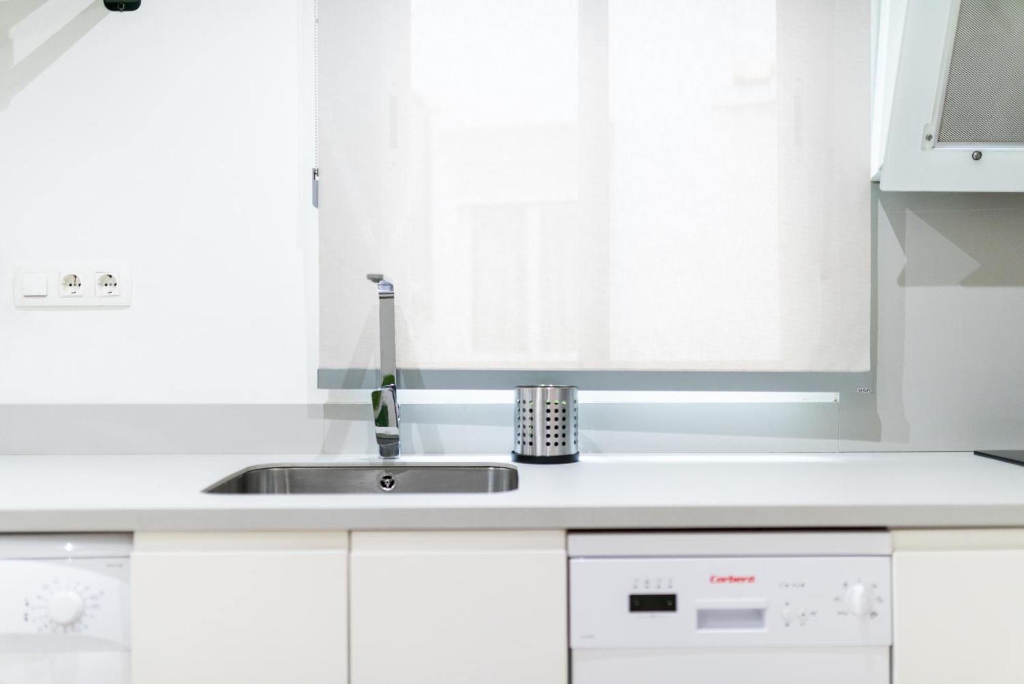 Wekey Homes Granada, Elvira Suites Centro Экстерьер фото