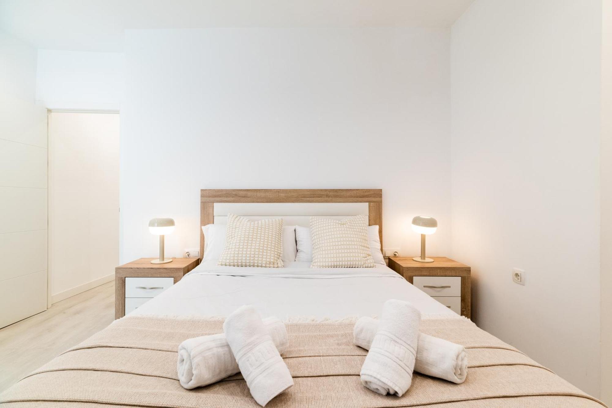 Wekey Homes Granada, Elvira Suites Centro Экстерьер фото