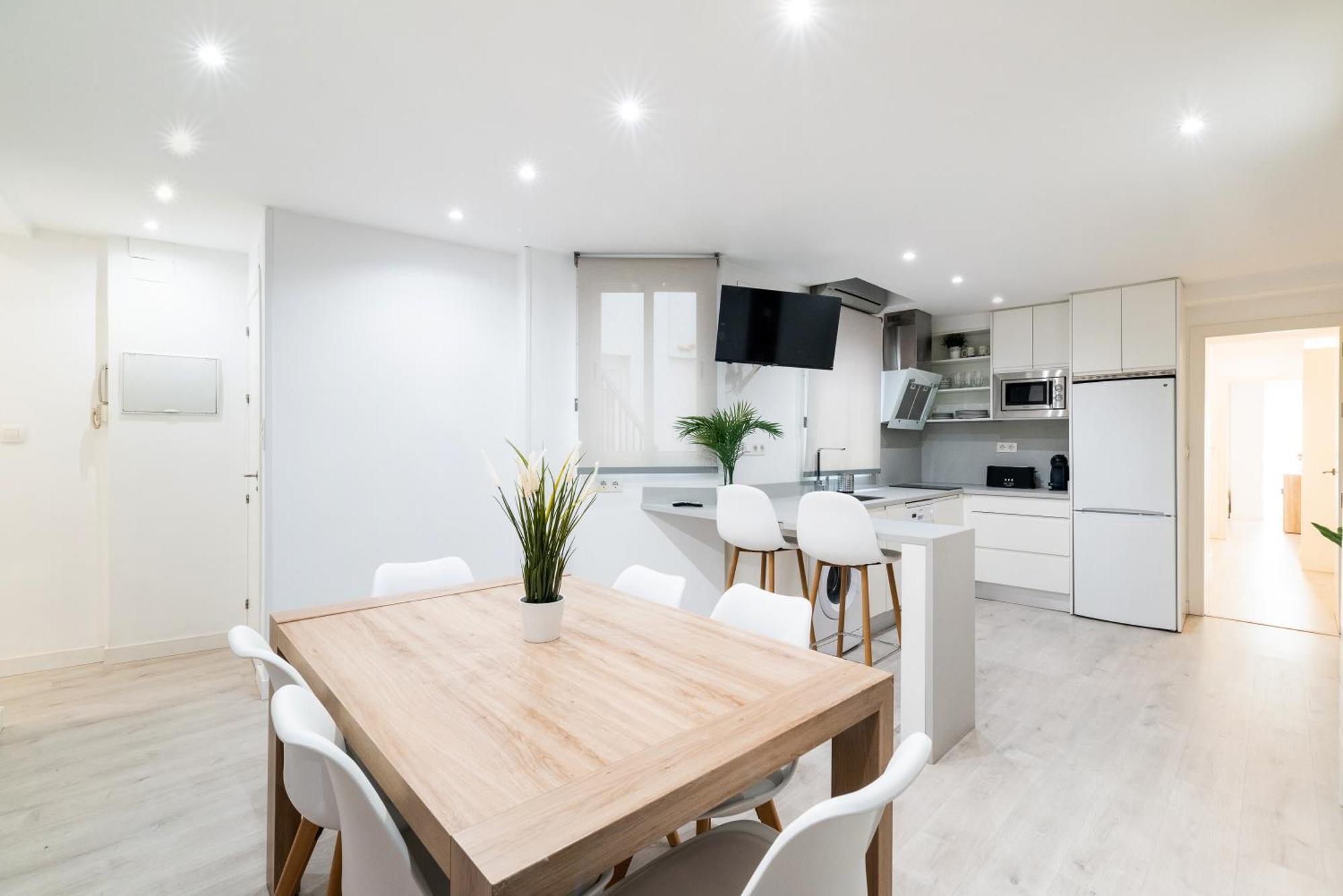 Wekey Homes Granada, Elvira Suites Centro Экстерьер фото