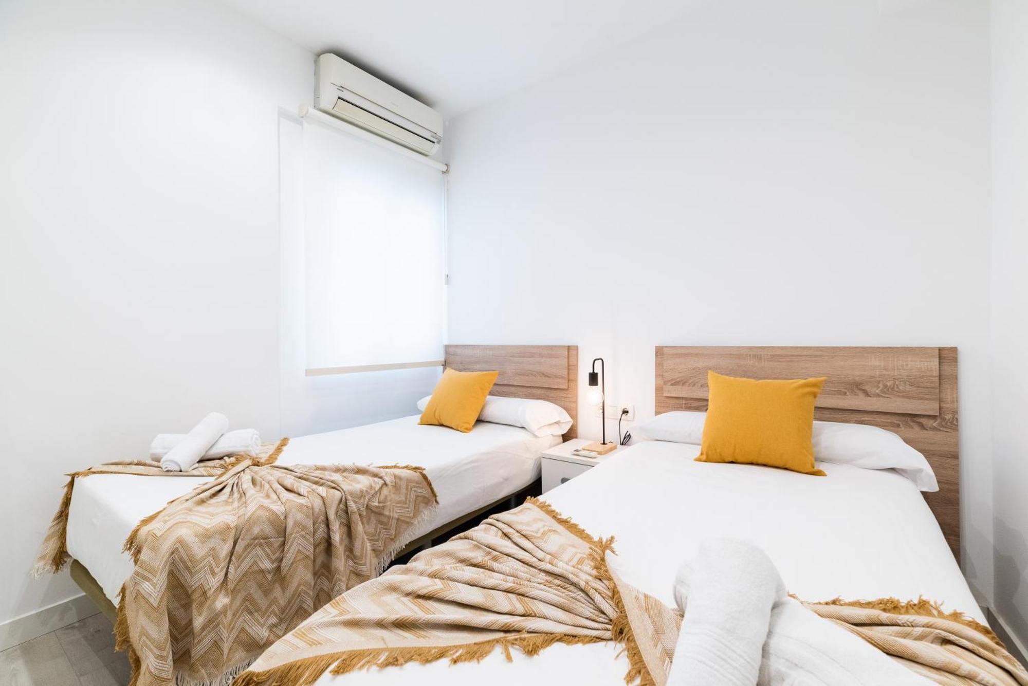 Wekey Homes Granada, Elvira Suites Centro Экстерьер фото