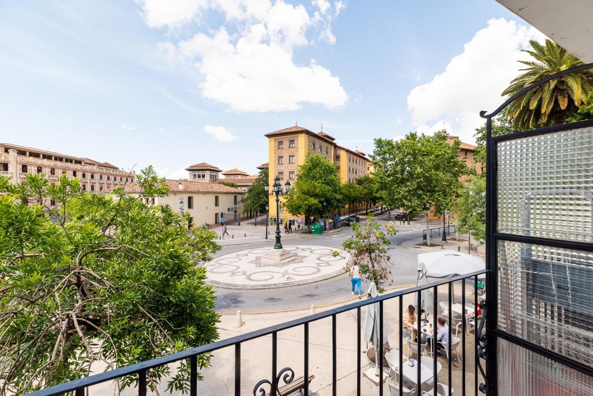 Wekey Homes Granada, Elvira Suites Centro Экстерьер фото