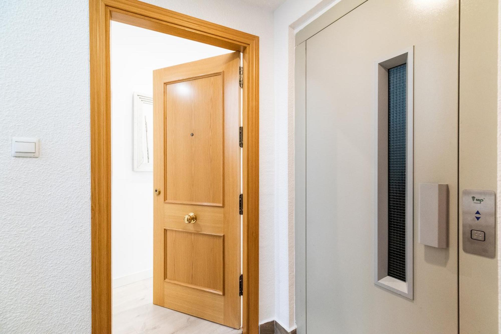 Wekey Homes Granada, Elvira Suites Centro Экстерьер фото