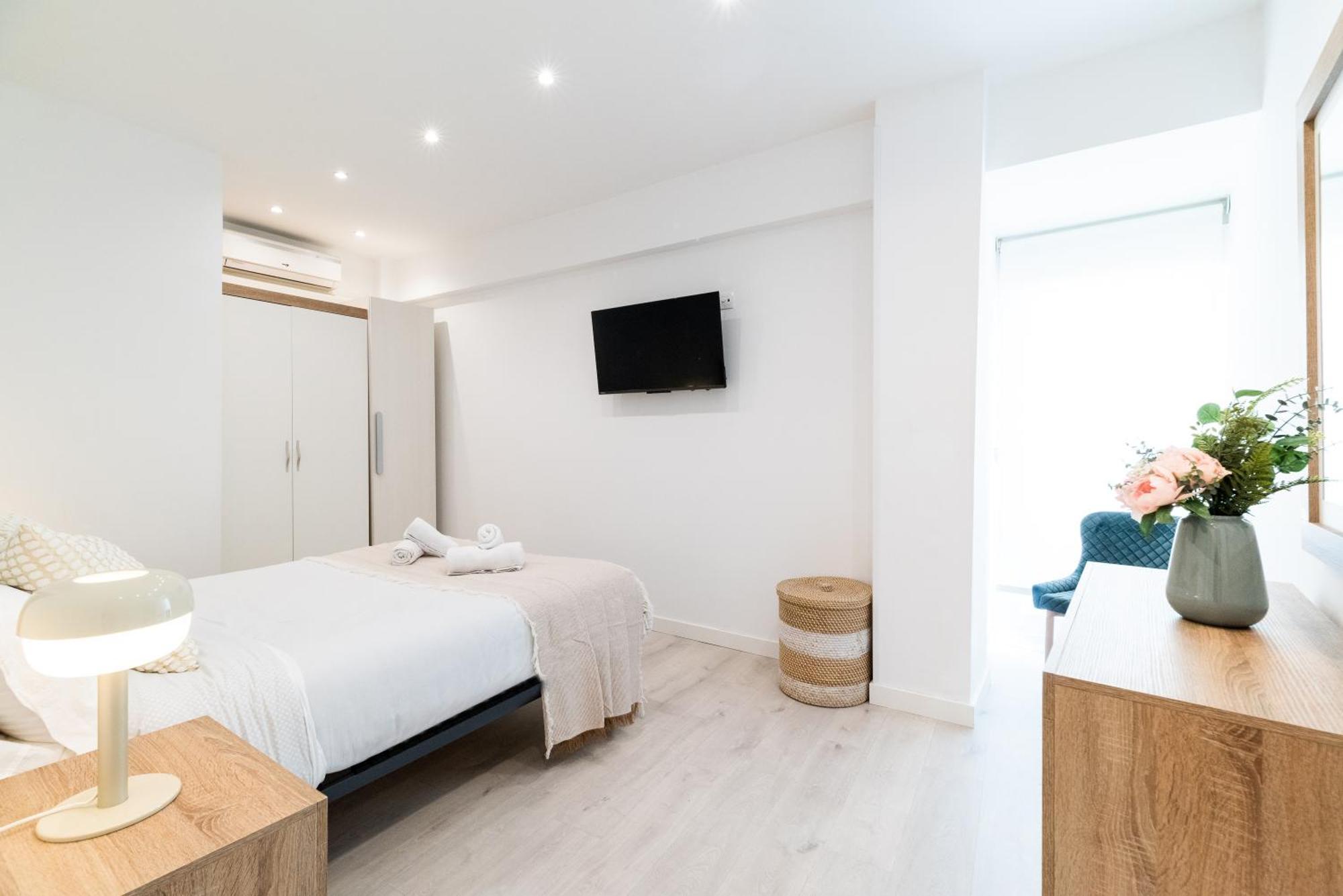 Wekey Homes Granada, Elvira Suites Centro Экстерьер фото