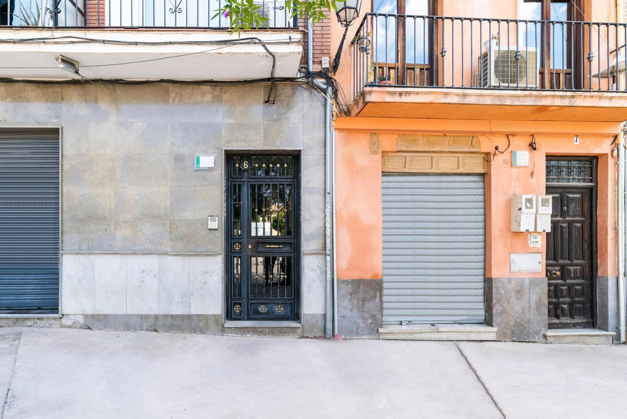 Wekey Homes Granada, Elvira Suites Centro Экстерьер фото